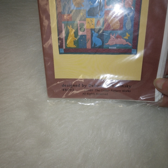 Quilt Pattern, Rabbits and Hares designs to machine applique, it's bunnies! - Picture 3 of 4